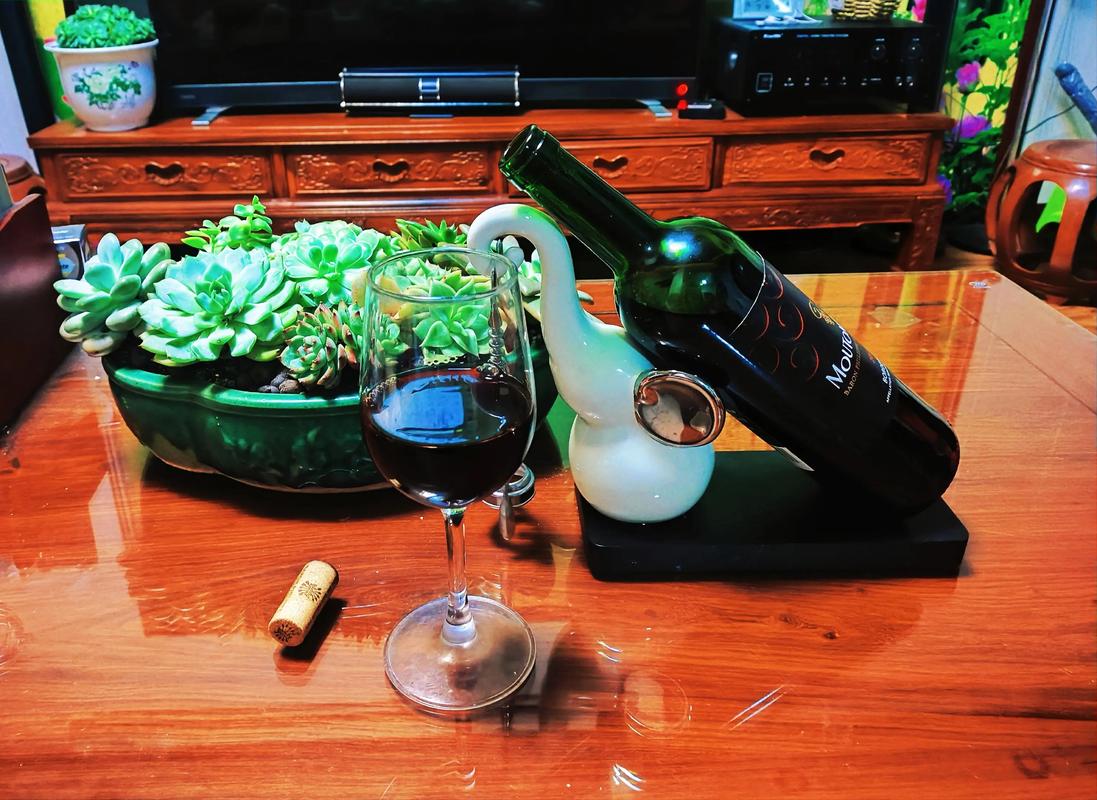 女性喝紅酒能夠助眠嗎？